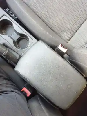 Автозапчастина б/у центральний подлокник для seat leon (5f1) 1.6 tdi посилання на oem iam 5f0864207c  