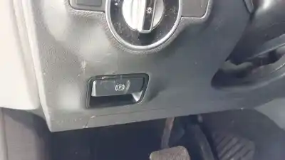 Pièce détachée automobile d'occasion LEVIER DE FREIN A MAIN pour MERCEDES-BENZ CLASE GLA (X156) GLA 180 (156.942) Références OEM IAM 2469050451  