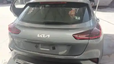Peça sobressalente para automóvel em segunda mão Porta Da Mala / Tampa Traseira por KIA XCEED Business Referências OEM IAM 73700J7810  