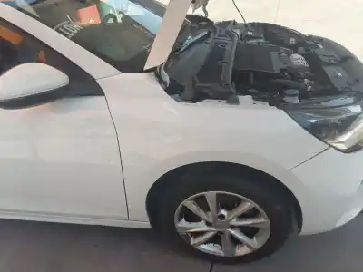Автозапчасти б/у переднее правое крыло за opel corsa f 1.2 (68) ссылки oem iam 9829283180