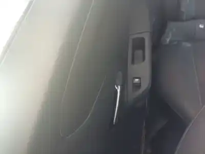 Автозапчасти б/у управление задними правыми стеклами за opel corsa f 1.2 (68) ссылки oem iam 98044803zd