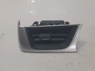 Pezzo di ricambio per auto di seconda mano AERATORE per RENAULT CAPTUR II TECHNO Riferimenti OEM IAM 687611390R  