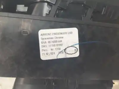 Автозапчастина б/у аератор для renault captur ii techno посилання на oem iam 687605844r  