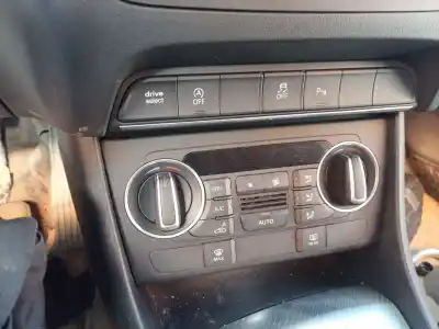 Автозапчастина б/у клімат-контроль для audi q3 (8ug) base посилання на oem iam 8u0820043h