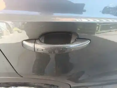 Автозапчастина б/у завнішня ручка задня права для audi q3 (8ug) base посилання на oem iam 8t0837205a