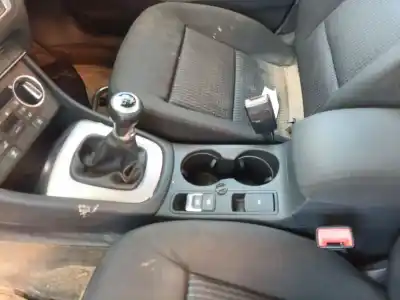 Автозапчастина б/у важіль ручного гальма для audi q3 (8ug) base посилання на oem iam 8u0927225g