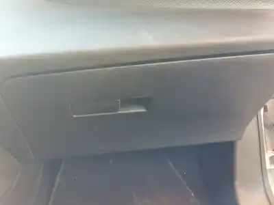 Автозапчасти б/у бардачок за peugeot 308 iii (fb_, fh_, fp_, f3_) bluehdi 130 (fbyhzl, fbyhzt) ссылки oem iam 98388252zd