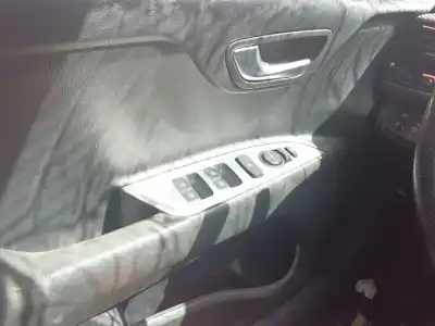 Peça sobressalente para automóvel em segunda mão botão / interruptor elevador vidro dianteiro esquerdo por kia stonic (yb) 1.0 t-gdi eco-dynamics+ referências oem iam 93571h8100  
