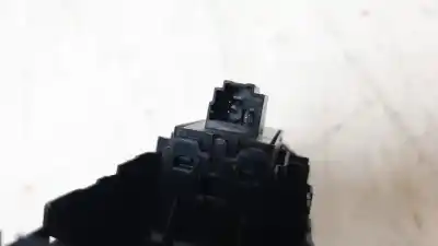 Pezzo di ricambio per auto di seconda mano interruttore alzacristalli anteriore destro per renault austral techno riferimenti oem iam 254201060r  