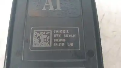 Pezzo di ricambio per auto di seconda mano interruttore alzacristalli anteriore sinistro per renault austral techno riferimenti oem iam 254107821r  