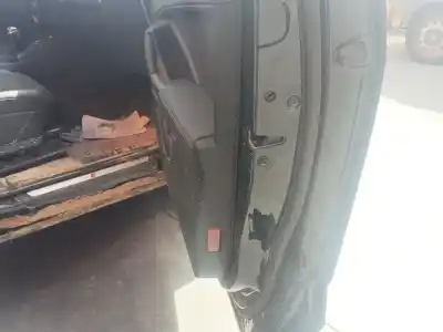 Tweedehands auto-onderdeel DEURSLOT RECHTS VOOR voor AUDI Q3 SPORTBACK (F3N) 40 TDI QUATTRO OEM IAM-referenties 5TB837016E  