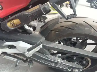 Peça sobressalente para automóvel em segunda mão CAVE DE RODA TRASEIRA DIREITA por BMW F F 900 R A2 (4R90) Referências OEM IAM 46628396360  