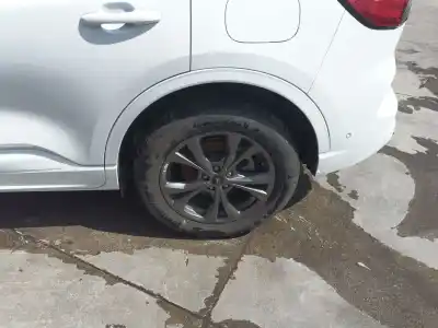 Peça sobressalente para automóvel em segunda mão aba do guarda-lamas traseiro esquerdo por ford kuga iii (dfk) 2.5 fhev referências oem iam 2657231