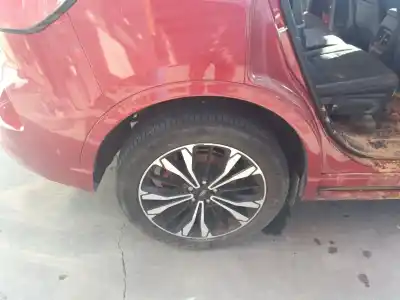 Peça sobressalente para automóvel em segunda mão aba do guarda-lamas traseiro direito por ford kuga titanium referências oem iam 2451185