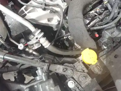 Pezzo di ricambio per auto di seconda mano compressore aria condizionata per renault captur ii (hf_) tce 90 (hfm6) riferimenti oem iam 926004423r