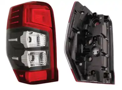 Recambio de automóvil de segunda mano de PILOTO TRASERO IZQUIERDO para MITSUBISHI L 200 (KL0/KJ0) 2.2 DI-D CAT referencias OEM IAM 8330B215  