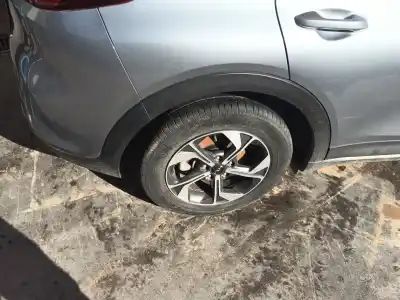 Автозапчасти б/у ПРАВЫЙ ЗАДНИЙ АМОРТИЗАТОР за KIA XCEED (CD)  ссылки OEM IAM 55300J7RA0  