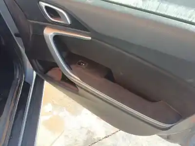 Pezzo di ricambio per auto di seconda mano interruttore alzacristalli anteriore destro per kia xceed (cd) 1.0 t-gdi riferimenti oem iam 93575j7000