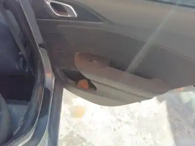 Pezzo di ricambio per auto di seconda mano comando alzacristalli posteriori destro per kia xceed (cd) 1.0 t-gdi riferimenti oem iam 93590j7050