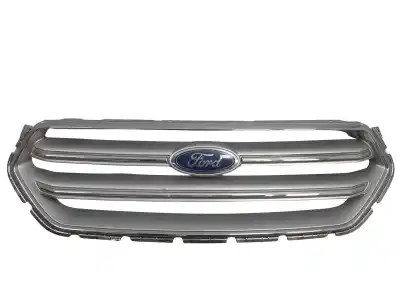 Автозапчасти б/у передняя решетка за FORD KUGA (CBS) ST-Line Limited Edition ссылки OEM IAM GV448200BC  