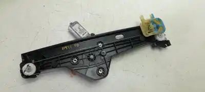 Peça sobressalente para automóvel em segunda mão elevador de vidros traseiro direito por jeep avenger altitude referências oem iam 52232933  