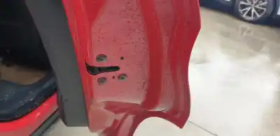 Peça sobressalente para automóvel em segunda mão fechadura da porta traseira direita por jeep avenger altitude referências oem iam 9846823780  