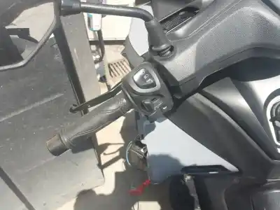 Tweedehands auto-onderdeel lichtbesturing voor yamaha tricity tricity 300 (sh16) oem iam-referenties bx9h39720000