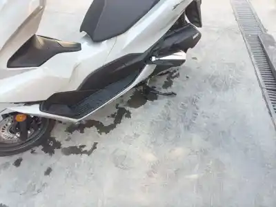 Second-hand car spare part stand / kickstand for honda pcx pcx 125 (jk05) oem iam references 50500k1zj10