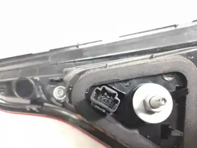 Pezzo di ricambio per auto di seconda mano luce di coda interna sinistra per renault clio v (b7_) 1.0 lpg (b7mt) riferimenti oem iam 265551147r  