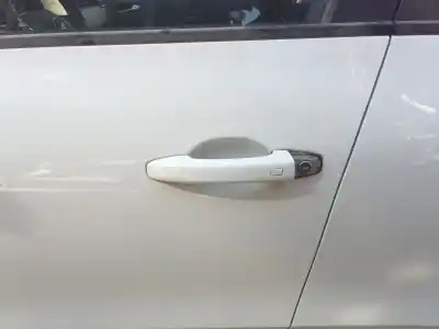 Second-hand car spare part exterior left front door handle for renault clio v (b7_) 1.0 lpg (b7mt) oem iam references 806069819r