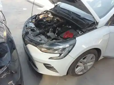 Автозапчастина б/у водяний радіатор для RENAULT CLIO V (B7_) 1.0 LPG (B7MT) Посилання на OEM IAM 214105FA0B  