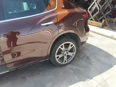 İkinci el araba yedek parçası ARKA AKS için MASERATI LEVANTE SUV (M161) 3.0 D Q4 OEM IAM referansları 670153172  
