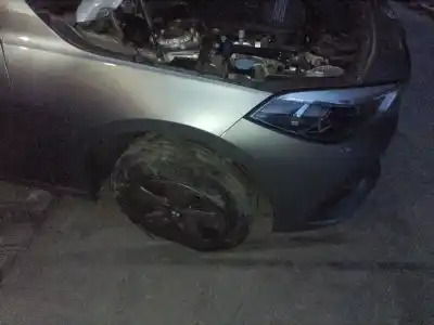 İkinci el araba yedek parçası ÖN SAG AMORTISÖR için BMW 1 (F40) 118 i OEM IAM referansları 31 30 6 877 058  