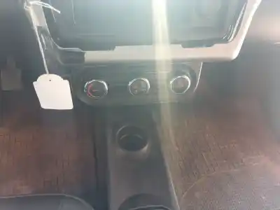 Peça sobressalente para automóvel em segunda mão comando de sofagem (chauffage / ar condicionado)  por ligier js50 0.5 referências oem iam 34030162  