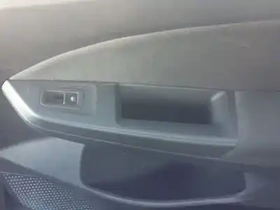 Peça sobressalente para automóvel em segunda mão botão / interruptor elevador vidro traseiro direito por volkswagen golf viii variant (cg5) 2.0 tdi referências oem iam 5g0959855l