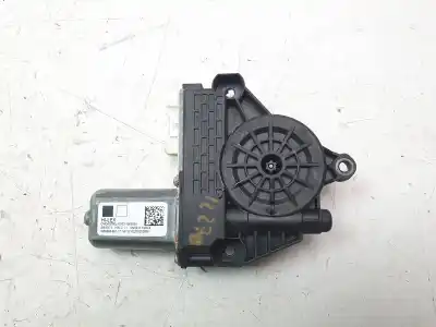 Pezzo di ricambio per auto di seconda mano motore alzacristalli posteriore destro per bmw 1 (f40) 118 i riferimenti oem iam 19031060024