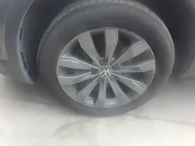 Peça sobressalente para automóvel em segunda mão jante por volkswagen t-roc (a11, d11) 2.0 tdi referências oem iam 2ga601025j  