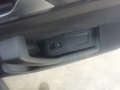 Peça sobressalente para automóvel em segunda mão botão / interruptor elevador vidro dianteiro direito por volkswagen t-roc (a11, d11) 2.0 tdi referências oem iam 5g0959855l Peça sobressalente para automóvel em segunda mão botão / interruptor elevador vidro dianteiro direito por volkswagen t-roc (a11, d11) 2.0 tdi referências oem iam 5g0959855l