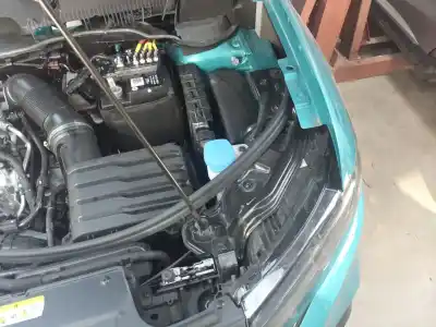 Peça sobressalente para automóvel em segunda mão depósito do limpa vidros por volkswagen t-cross (c11) 1.0 tsi referências oem iam 2gm955453c