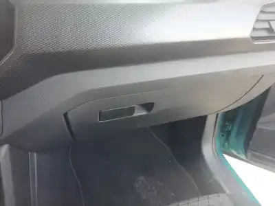 Peça sobressalente para automóvel em segunda mão porta luvas por volkswagen t-cross (c11) 1.0 tsi referências oem iam 2gm857121b
