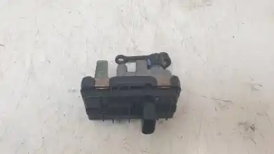 Second-hand car spare part additional air valve for land rover evoque pure oem iam references 4933519600  