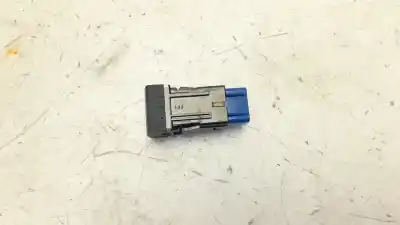 Pezzo di ricambio per auto di seconda mano interruttore per toyota corolla (e21) hybrid active riferimenti oem iam m68663  8415302060