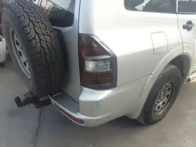 Автозапчасти б/у правый задний фонарь за mitsubishi montero iii (v7_w, v6_w) 3.2 di-d (v68w, v78w) ссылки oem iam mr548042