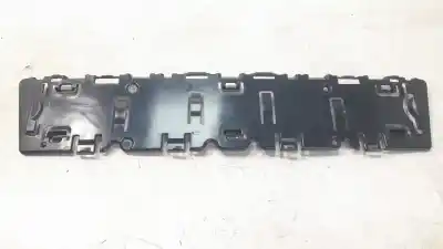 Pezzo di ricambio per auto di seconda mano Modanatura Anteriore per AUDI A3 (8P1) 1.6 Riferimenti OEM IAM 8P4807287  