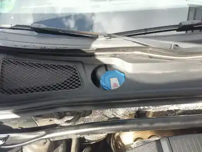 Peça sobressalente para automóvel em segunda mão depósito de expansão por porsche macan (95b) 3.0 s referências oem iam 95b121407a Peça sobressalente para automóvel em segunda mão depósito de expansão por porsche macan (95b) 3.0 s referências oem iam 95b121407a