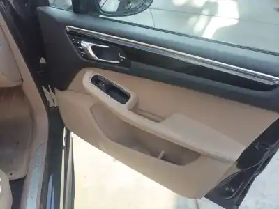 Peça sobressalente para automóvel em segunda mão elevador de vidros dianteiro direito por porsche macan (95b) 3.0 s referências oem iam 95b837462b Peça sobressalente para automóvel em segunda mão elevador de vidros dianteiro direito por porsche macan (95b) 3.0 s referências oem iam 95b837462b