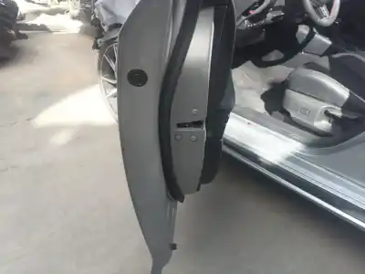 Peça sobressalente para automóvel em segunda mão fechadura da porta dianteira esquerda por toyota corolla fastback (_e21_) 1.8 hybrid (zwe211) referências oem iam 6904002491