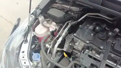 Peça sobressalente para automóvel em segunda mão depósito de expansão por toyota corolla fastback (_e21_) 1.8 hybrid (zwe211) referências oem iam 164700t100