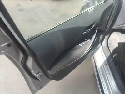 Peça sobressalente para automóvel em segunda mão elevador de vidros dianteira esquerda por toyota corolla fastback (_e21_) 1.8 hybrid (zwe211) referências oem iam 6982002742