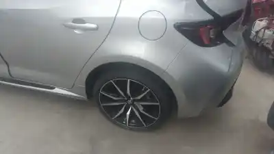 Peça sobressalente para automóvel em segunda mão charrió / suporte de eixo de trás por toyota corolla fastback (_e21_) 1.8 hybrid (zwe211) referências oem iam 5120602081